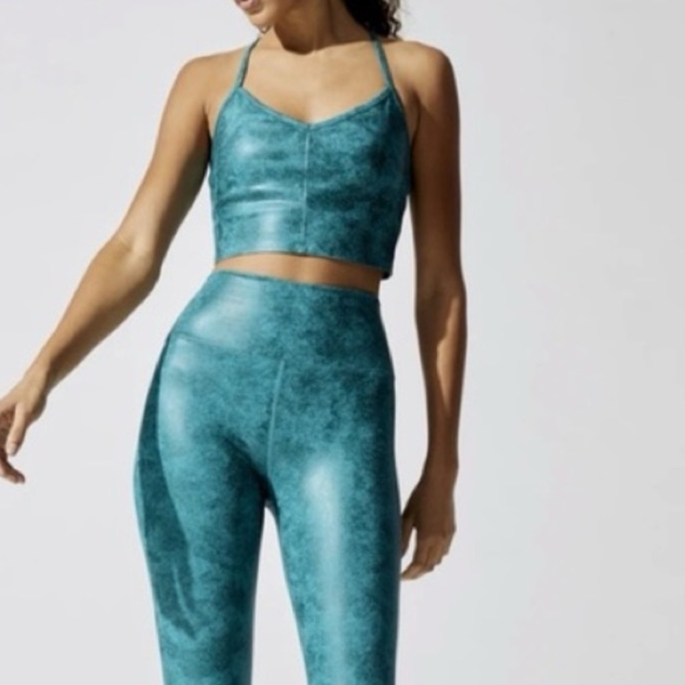Carbon38 Yoga Long Line Leatherette strappy back sports bra - Teal size medium